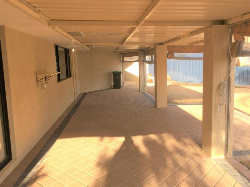 8 Anzio Court, Secret Harbour WA 6173