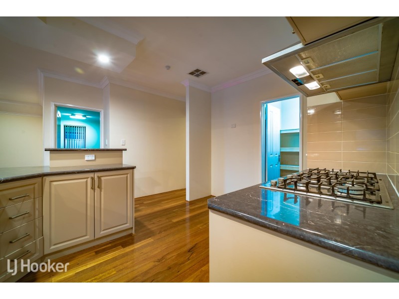 12 Merimbula Way, Secret Harbour WA 6173