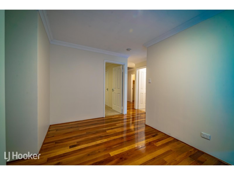 12 Merimbula Way, Secret Harbour WA 6173