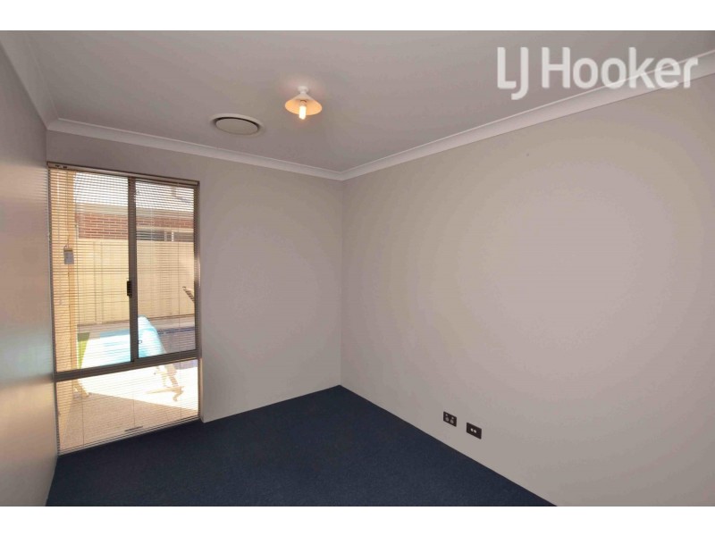 4 Hummingbird Way, Singleton WA 6175