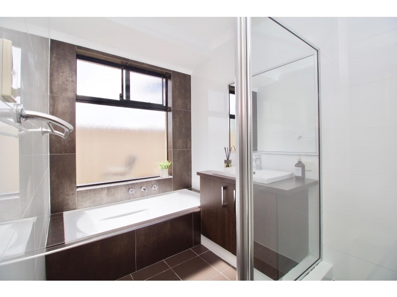 1 Abbeytown Circle, Waikiki WA 6169