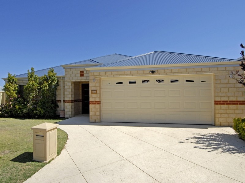 39 Liesham Crescent, Baldivis WA 6171