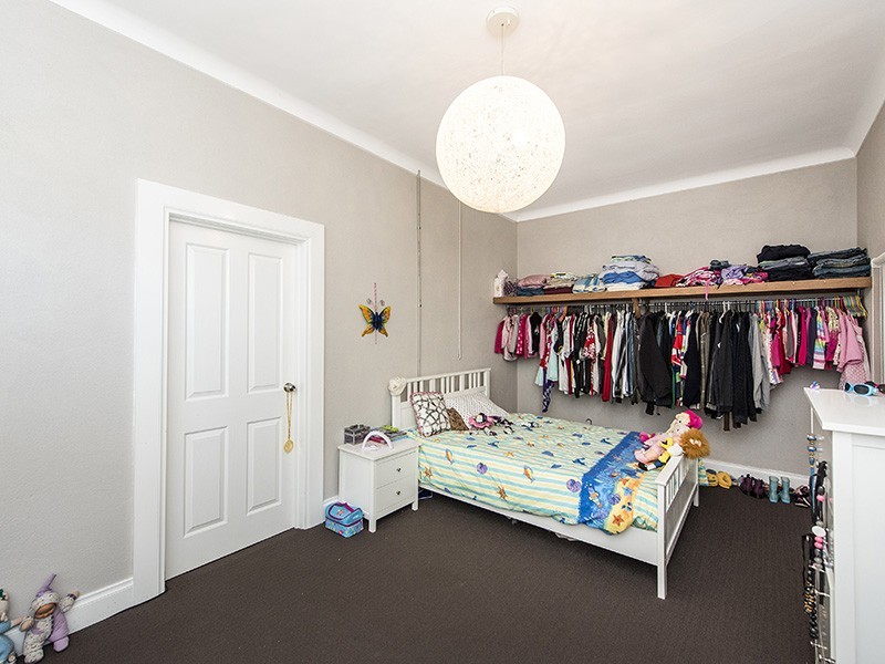 87 Harrison Street, Rockingham WA 6168