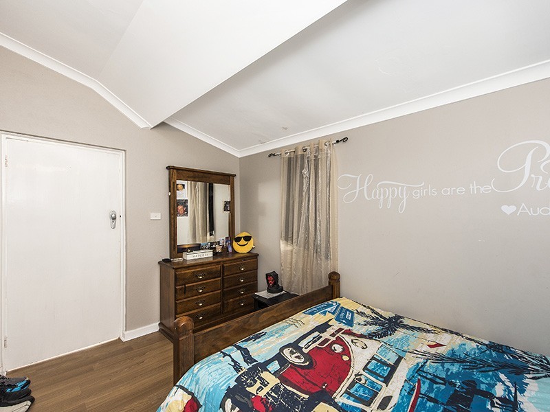 87 Harrison Street, Rockingham WA 6168