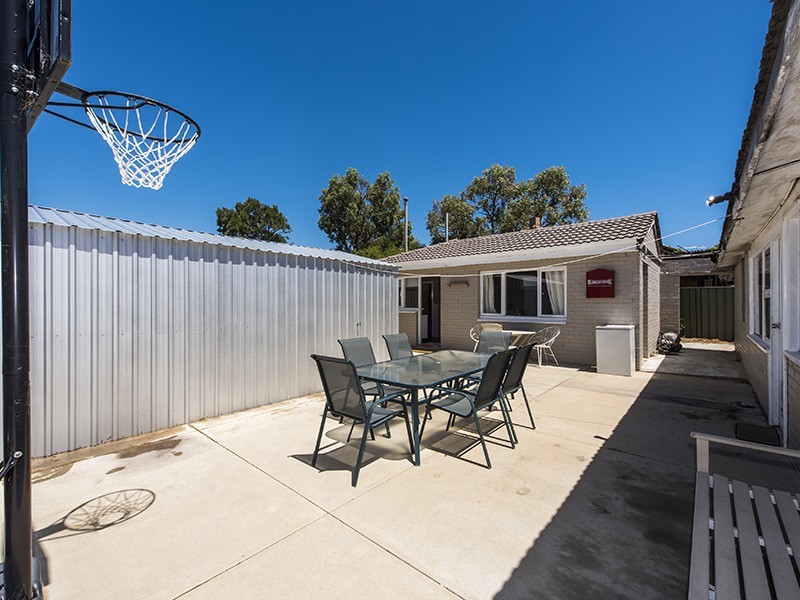 87 Harrison Street, Rockingham WA 6168