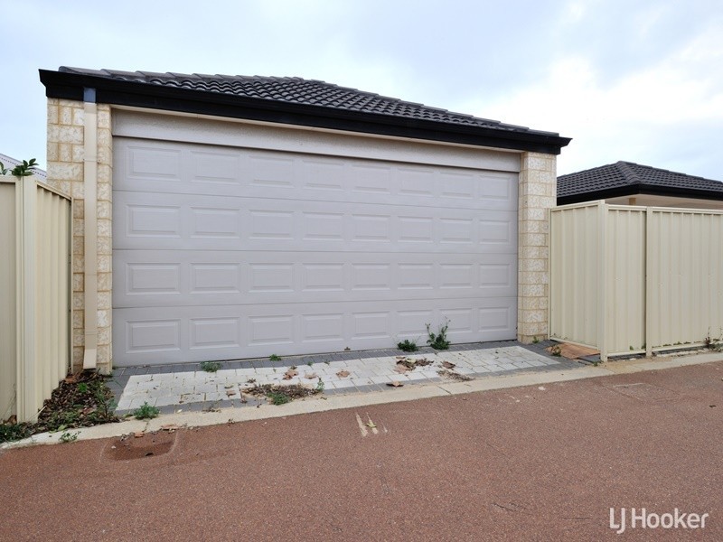 14 Cheney Loop, Secret Harbour WA 6173