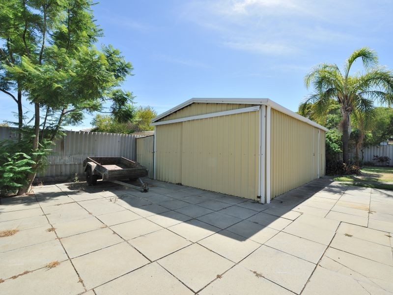 7 Kingsbridge Road, Warnbro WA 6169