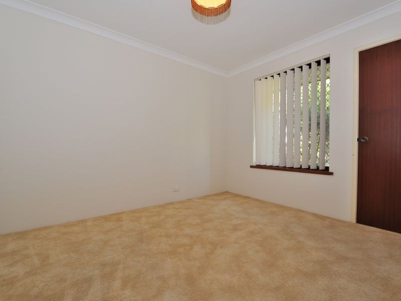 7 Kingsbridge Road, Warnbro WA 6169