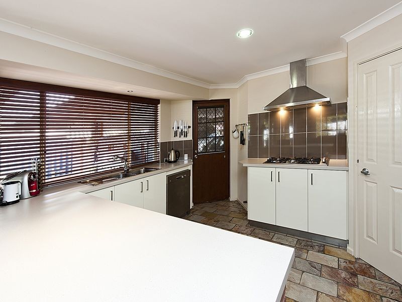 3 Caballo Court, Safety Bay WA 6169