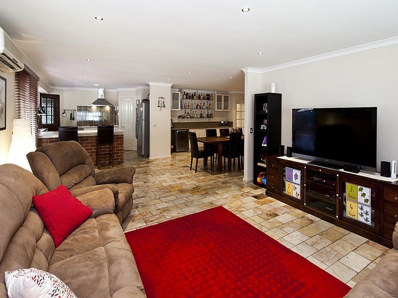 3 Caballo Court, Safety Bay WA 6169