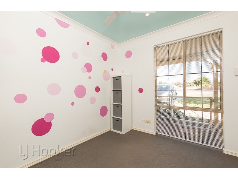 11 Jubilee Drive, Waikiki WA 6169