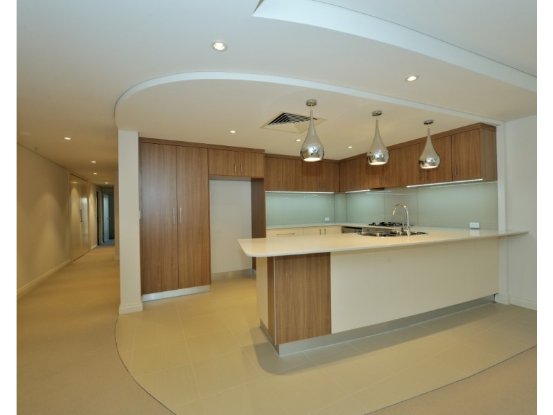 1/3 Rockingham Beach Road, Rockingham WA 6168