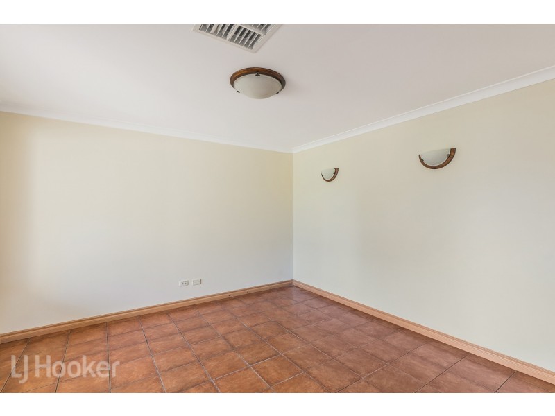 2 Alicante Mews, Secret Harbour WA 6173