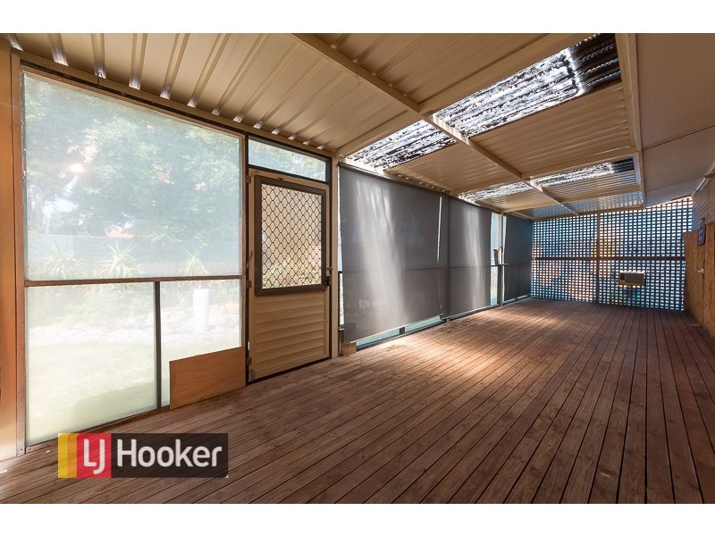 8 Pictor Court, Rockingham WA 6168