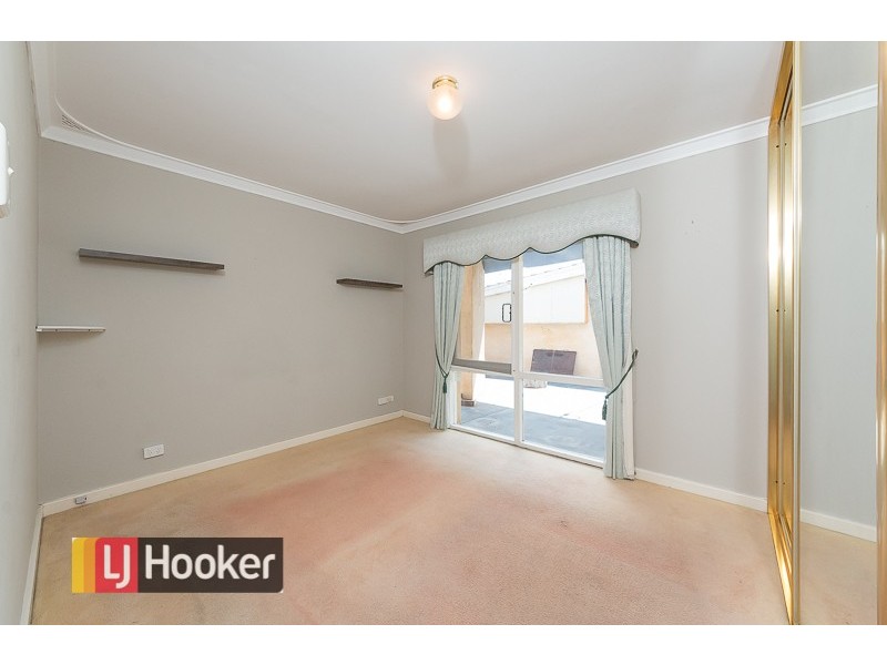 8 Pictor Court, Rockingham WA 6168