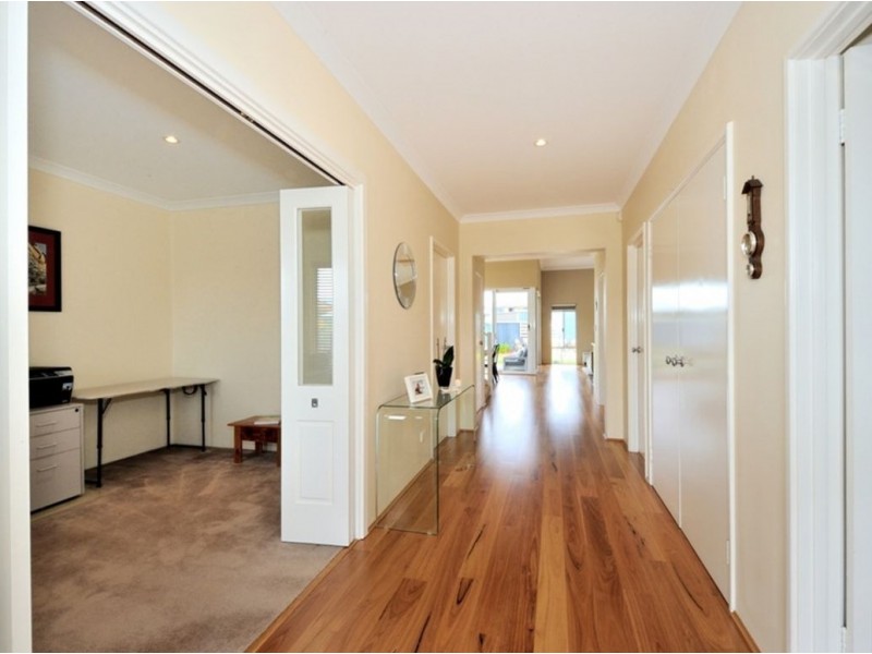 1 Margaret Road, Secret Harbour WA 6173