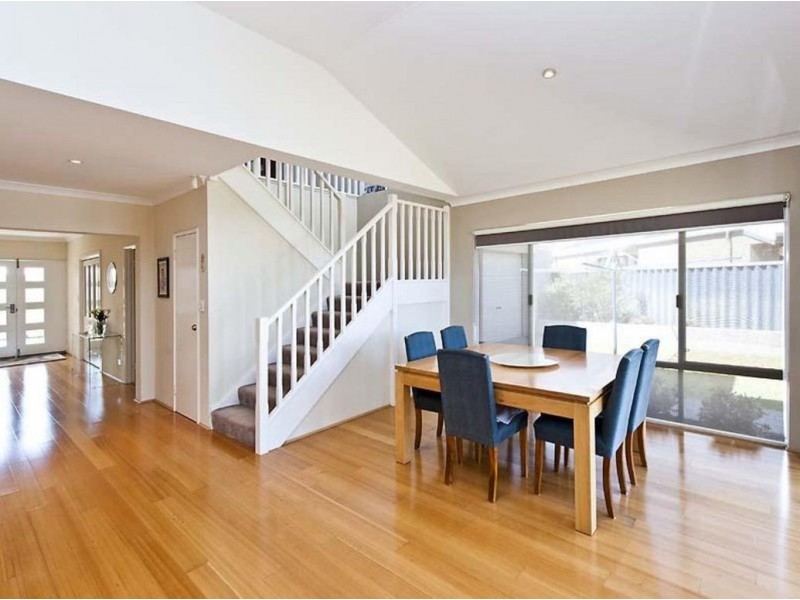 1 Margaret Road, Secret Harbour WA 6173