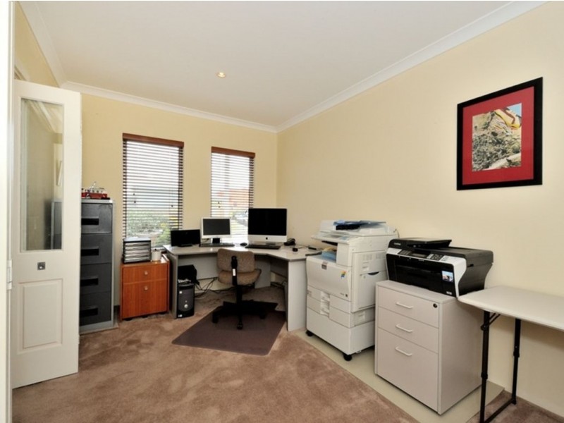 1 Margaret Road, Secret Harbour WA 6173