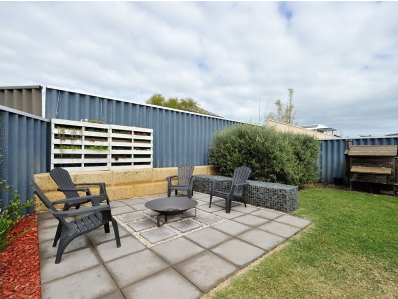 1 Margaret Road, Secret Harbour WA 6173