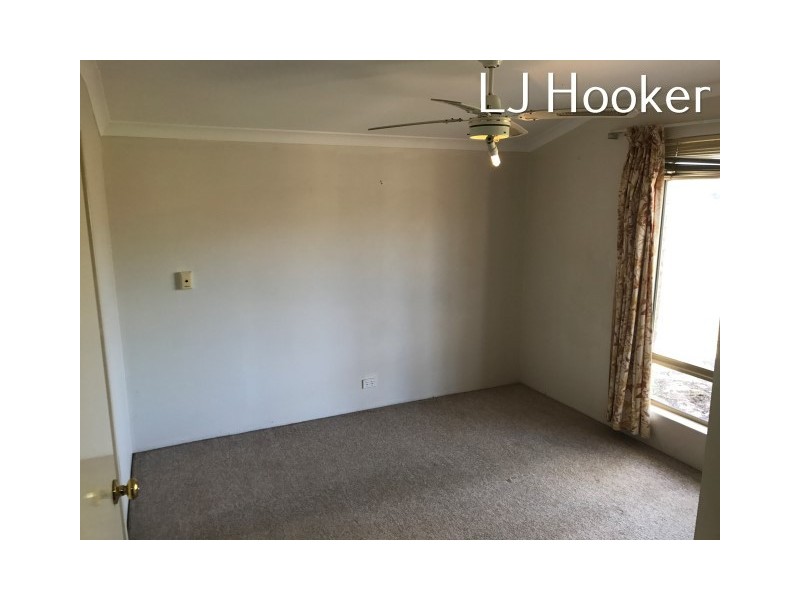 33 Nabberu Loop, Cooloongup WA 6168