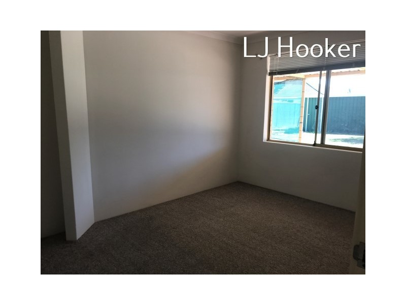 33 Nabberu Loop, Cooloongup WA 6168
