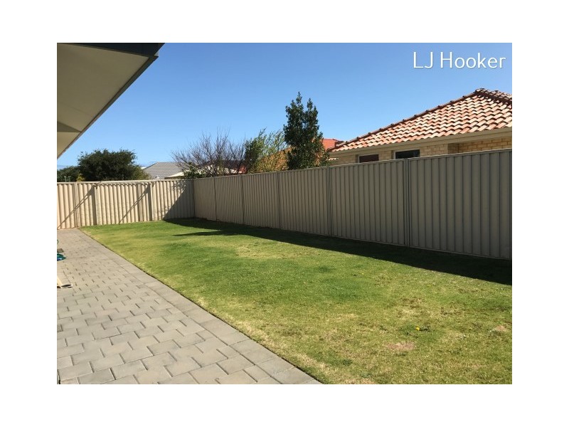 42 Kumarina Drive, Secret Harbour WA 6173