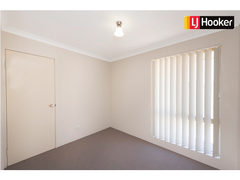 11 Pallarup Grove, Waikiki WA 6169