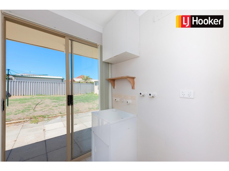 11 Pallarup Grove, Waikiki WA 6169