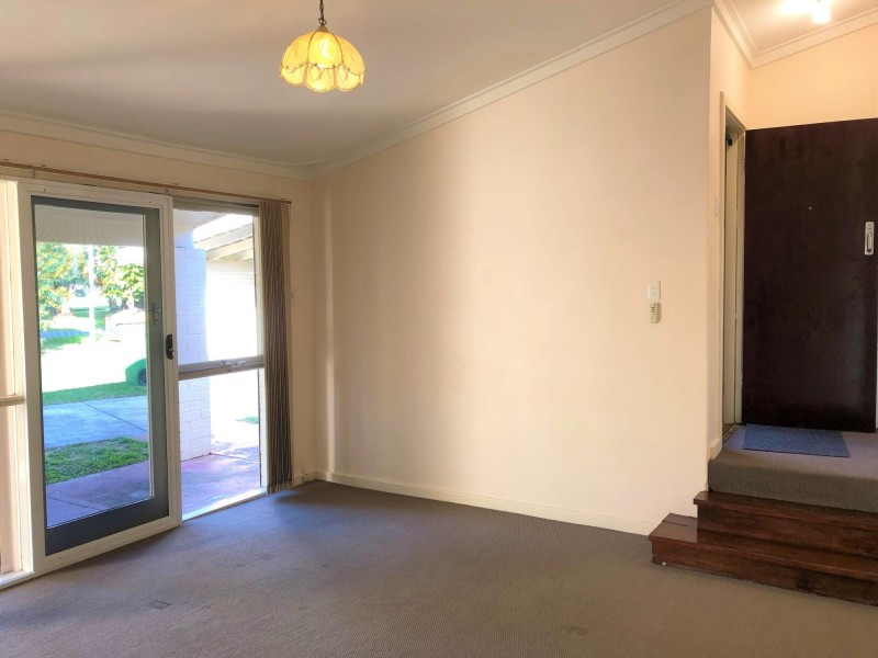 3 Crater Place, Rockingham WA 6168