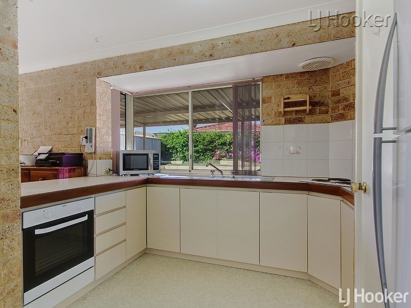65A The Avenue, Warnbro WA 6169