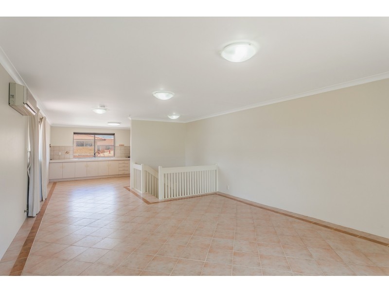 4/28 Fletcher Street, Rockingham WA 6168