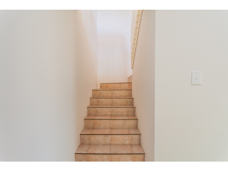 4/28 Fletcher Street, Rockingham WA 6168