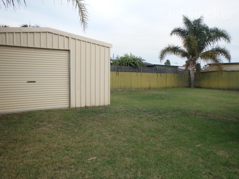9 Townsend Road, Rockingham WA 6168
