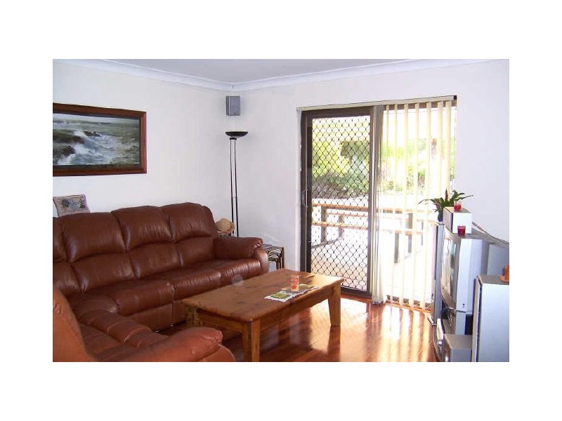 12 Nowranie Place, Hillman WA 6168