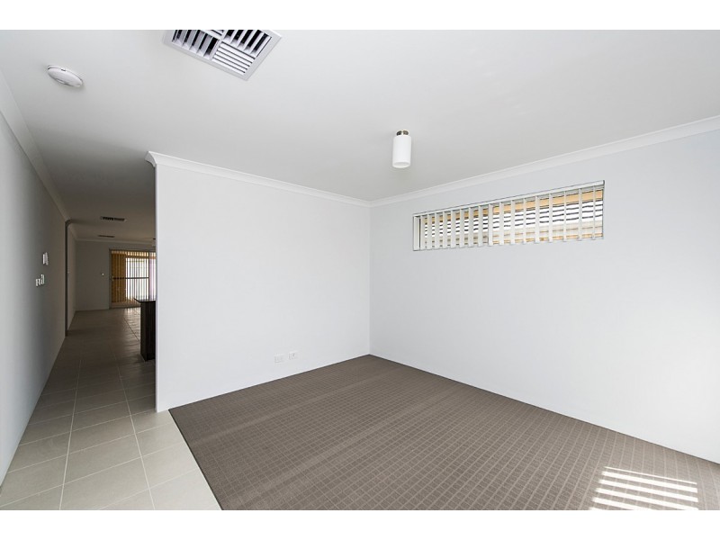 36 Mallina Crescent, Golden Bay WA 6174