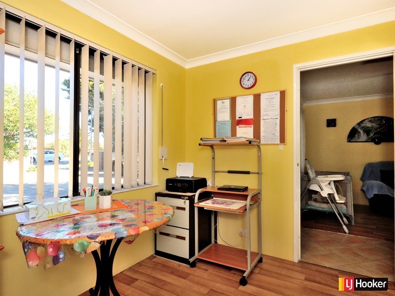 101 Council Avenue, Rockingham WA 6168