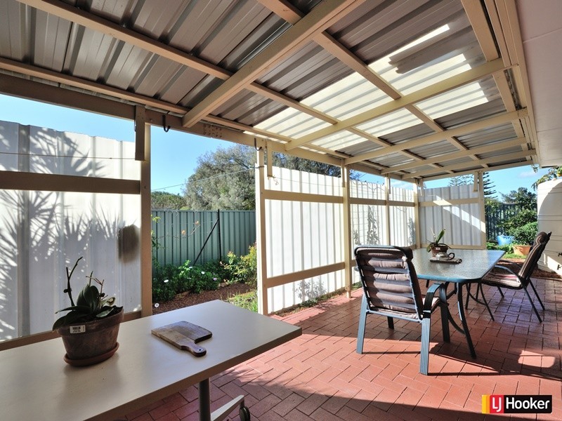 101 Council Avenue, Rockingham WA 6168