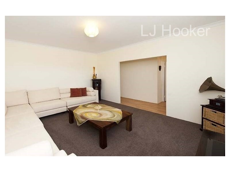 66 Bancoura Parkway, Secret Harbour WA 6173