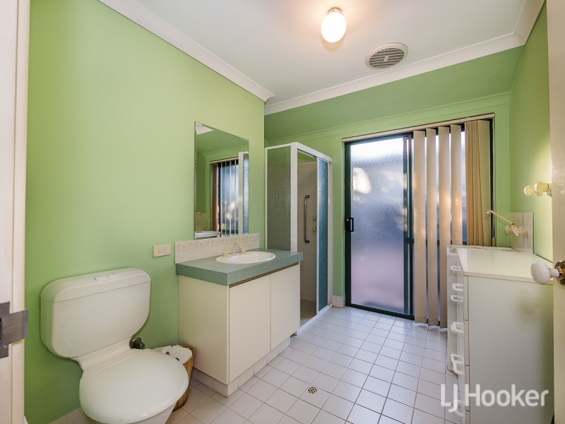 5 Balaka Gardens, Warnbro WA 6169