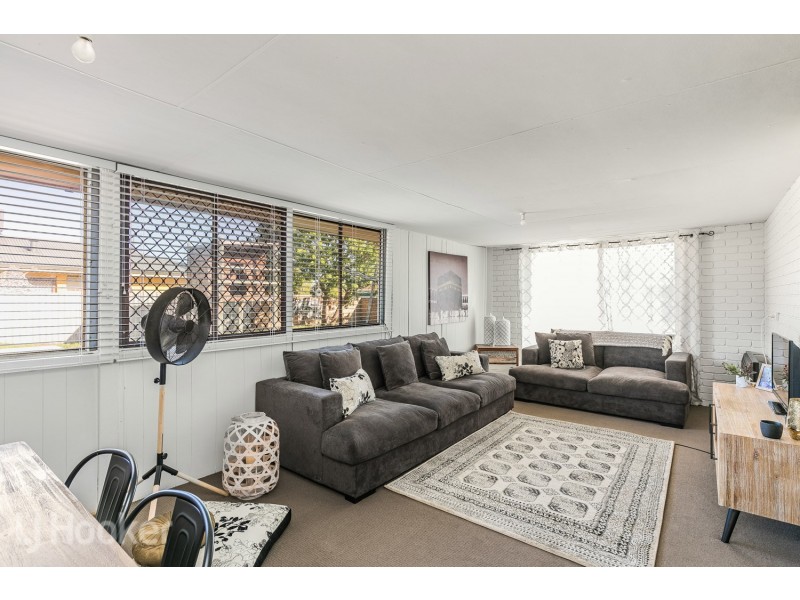 1 Varley Crescent, Cooloongup WA 6168