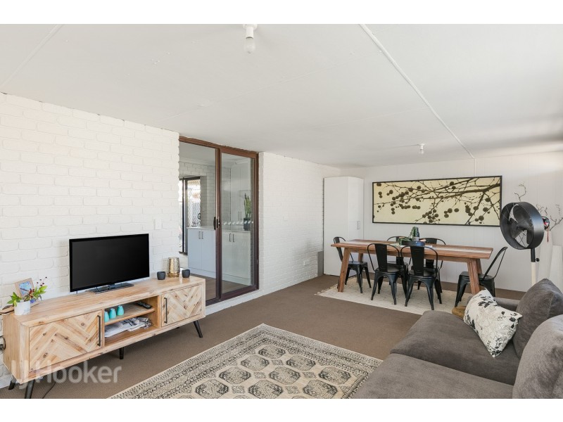 1 Varley Crescent, Cooloongup WA 6168