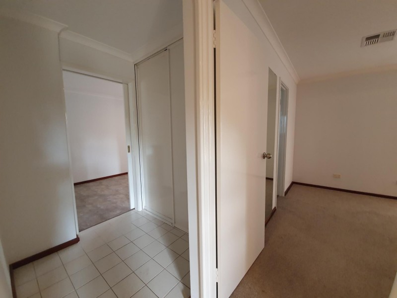18 Manly Crescent, Warnbro WA 6169