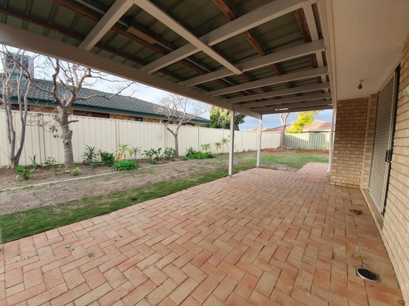 18 Manly Crescent, Warnbro WA 6169