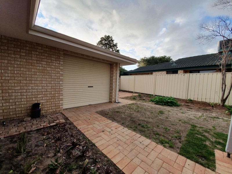 18 Manly Crescent, Warnbro WA 6169