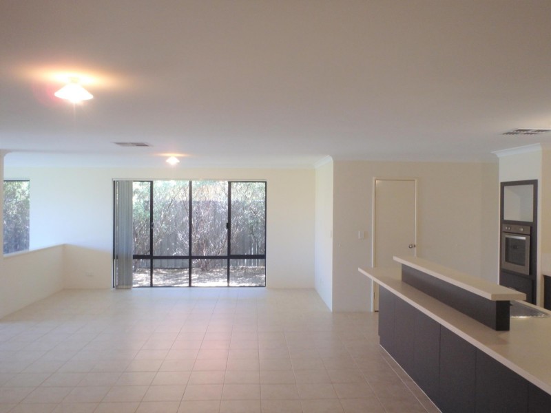 13 Galena Brace, Baldivis WA 6171