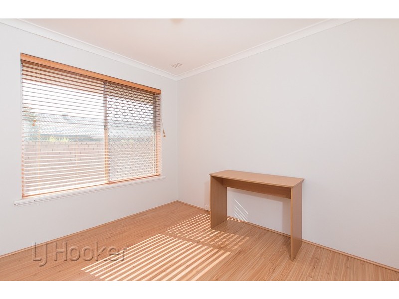 8/15 Fisher Street, Rockingham WA 6168