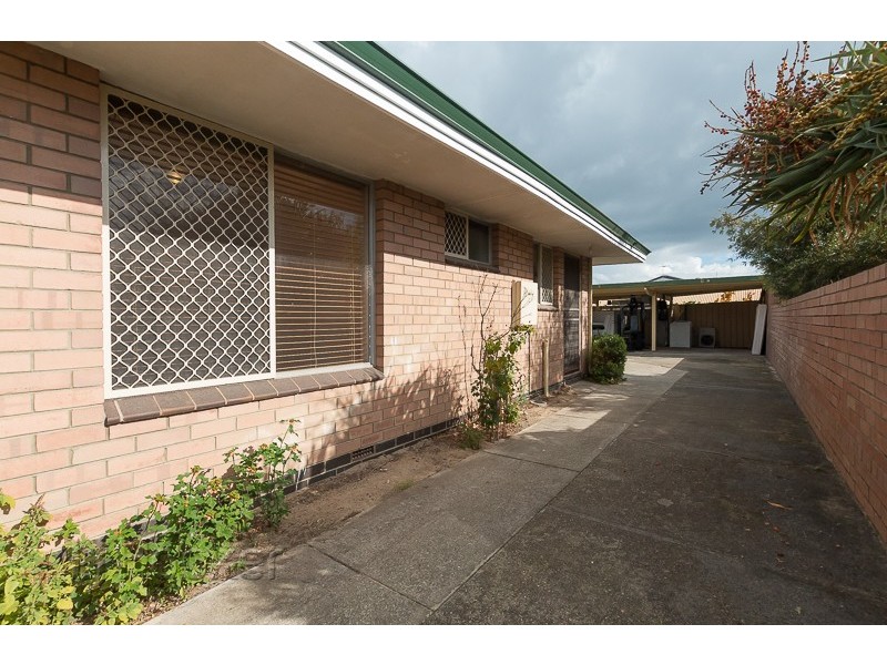 8/15 Fisher Street, Rockingham WA 6168