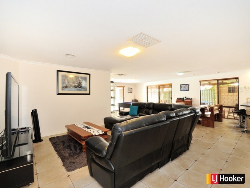 46 Baltimore Gardens, Port Kennedy WA 6172