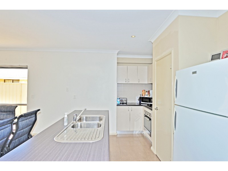41 Seashells Crescent, Singleton WA 6175
