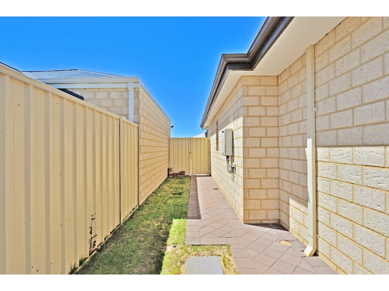 41 Seashells Crescent, Singleton WA 6175